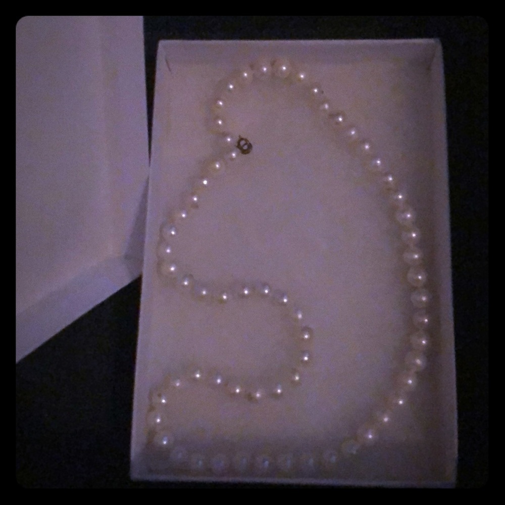 Pearl necklace